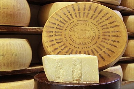 PARMIGIANO REGGIANO DOP VACCHE ROSSE